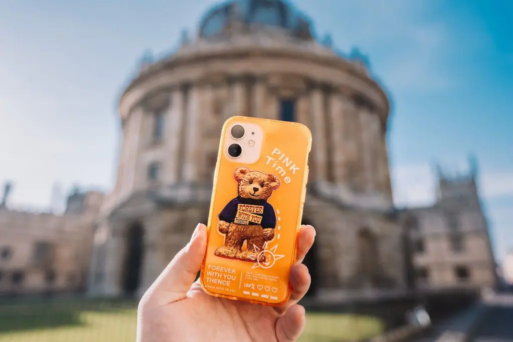 10 profitable Things to make and sell Online for extra income in 2023 8 sell online phone cases as one of the best things