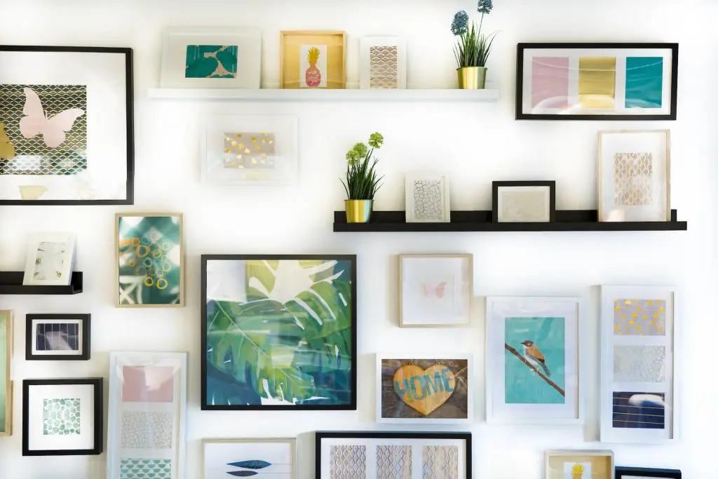 10 profitable Things to make and sell Online for extra income in 2023 7 prints to sell online