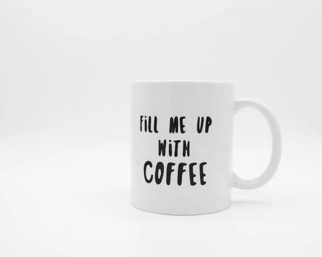 10 profitable Things to make and sell Online for extra income in 2023 5 Customized mugs to sell online